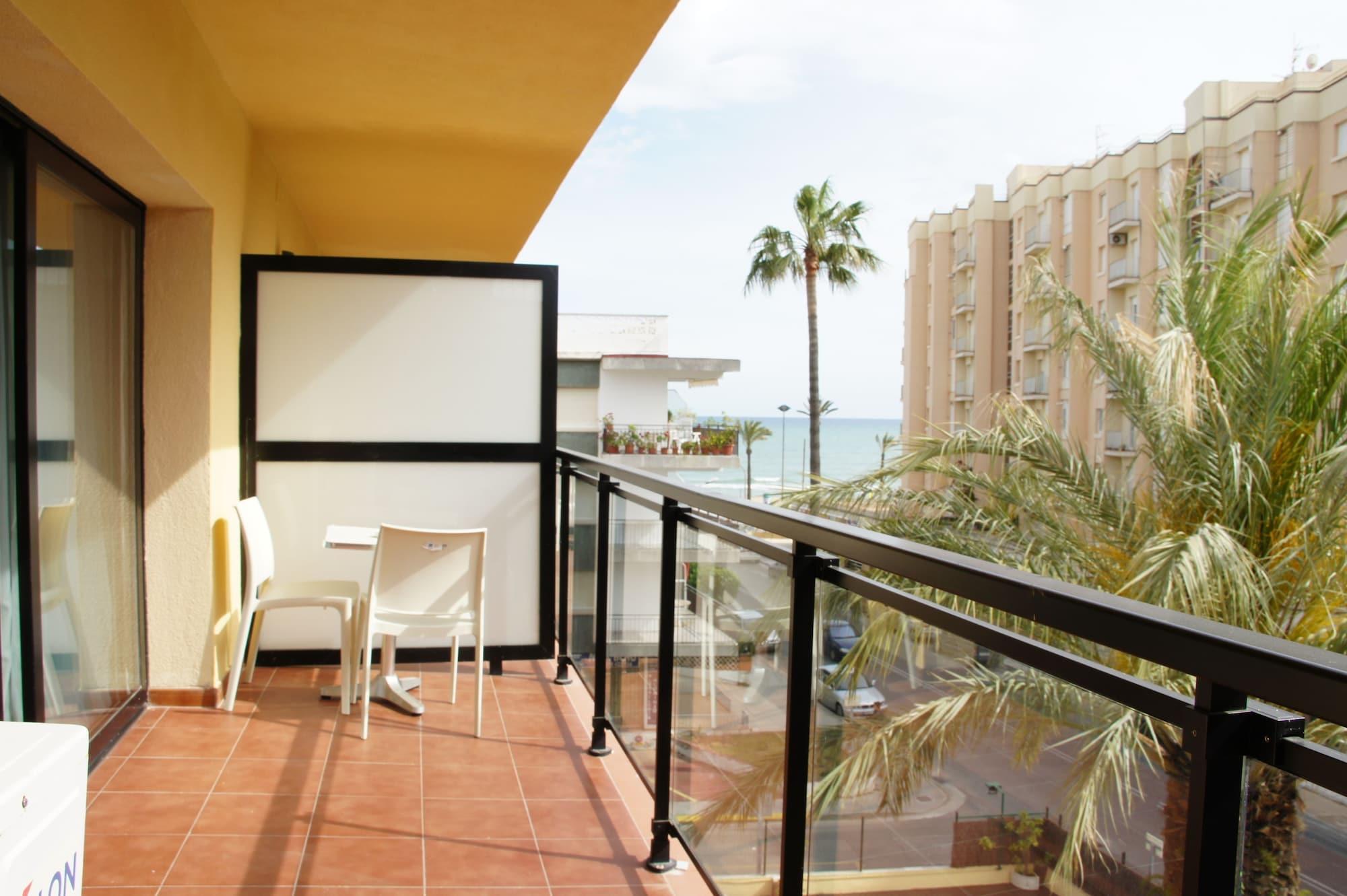Adia Hotel Cunit Playa Zewnętrze zdjęcie