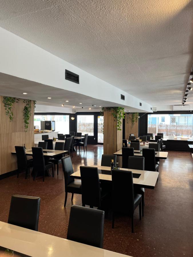 Adia Hotel Cunit Playa Zewnętrze zdjęcie