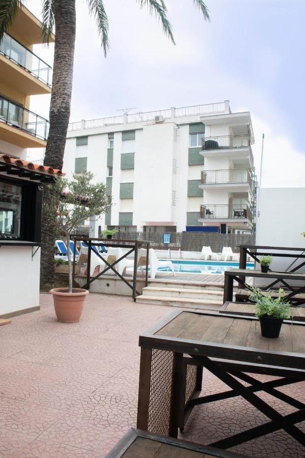 Adia Hotel Cunit Playa Zewnętrze zdjęcie