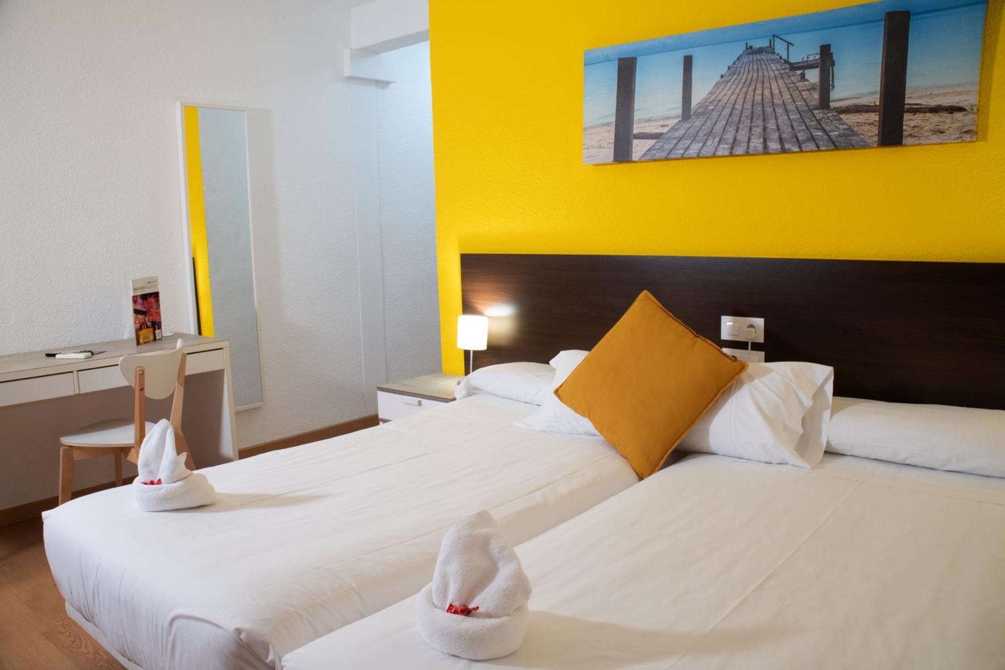 Adia Hotel Cunit Playa Zewnętrze zdjęcie