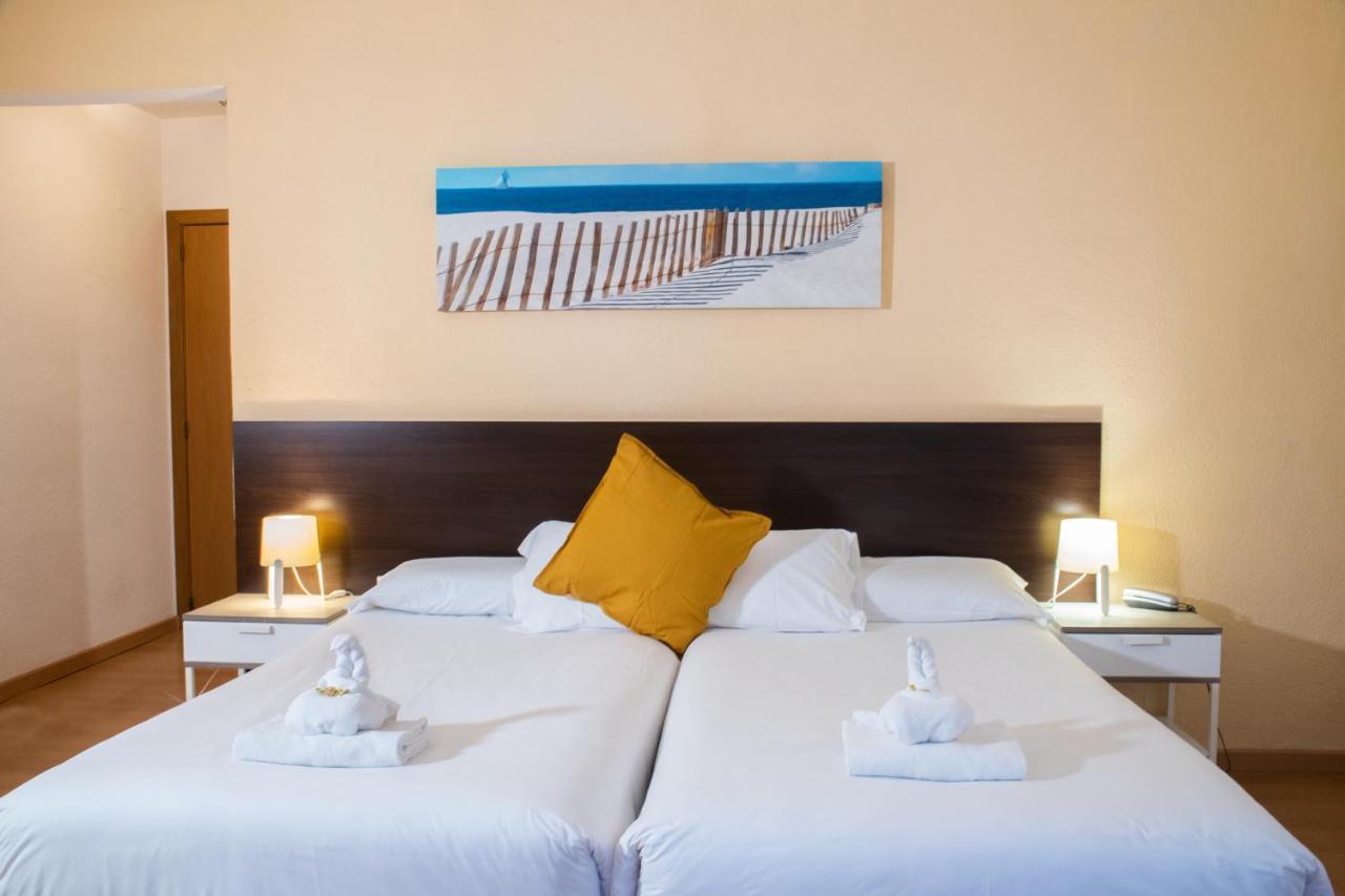 Adia Hotel Cunit Playa Zewnętrze zdjęcie
