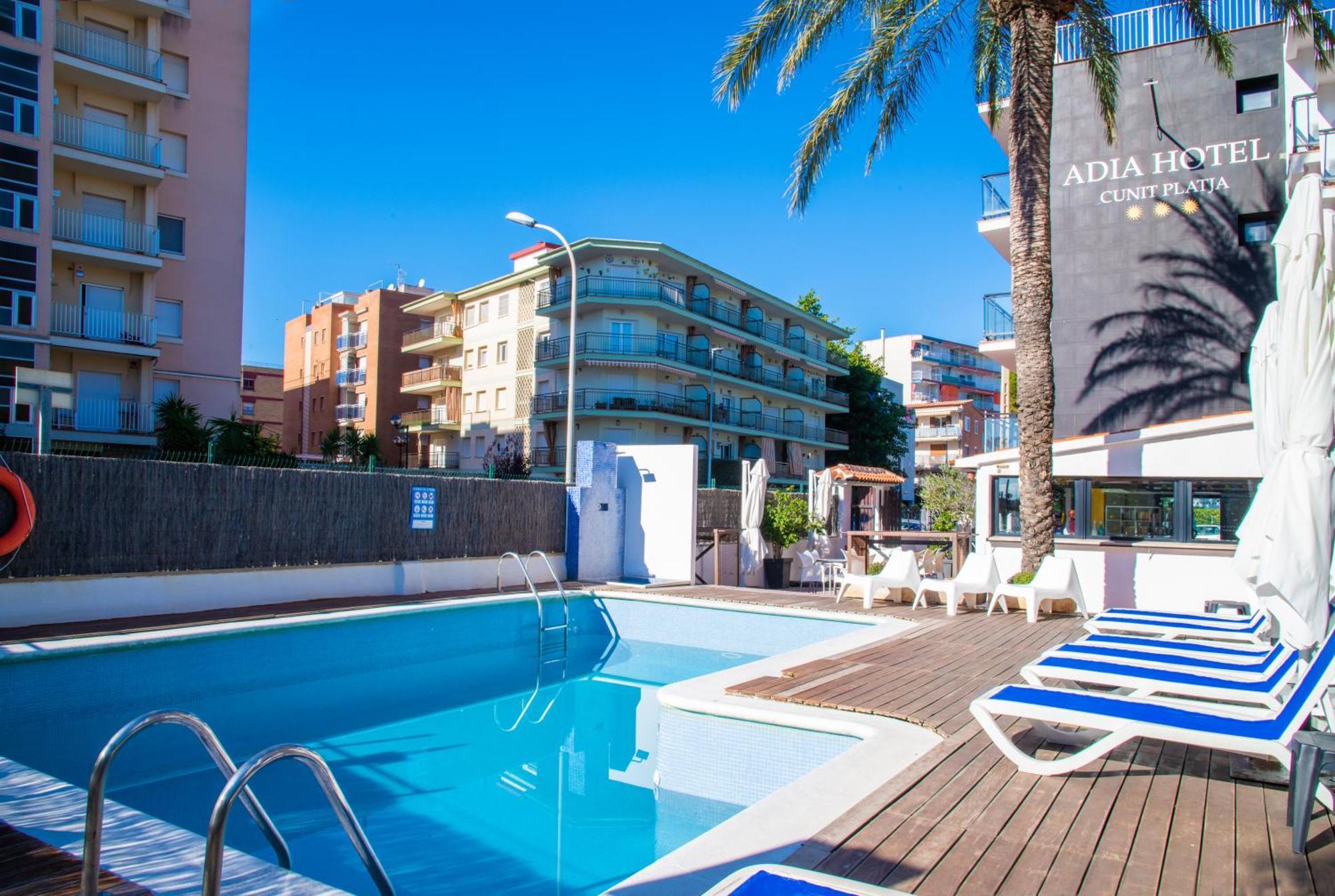 Adia Hotel Cunit Playa Zewnętrze zdjęcie