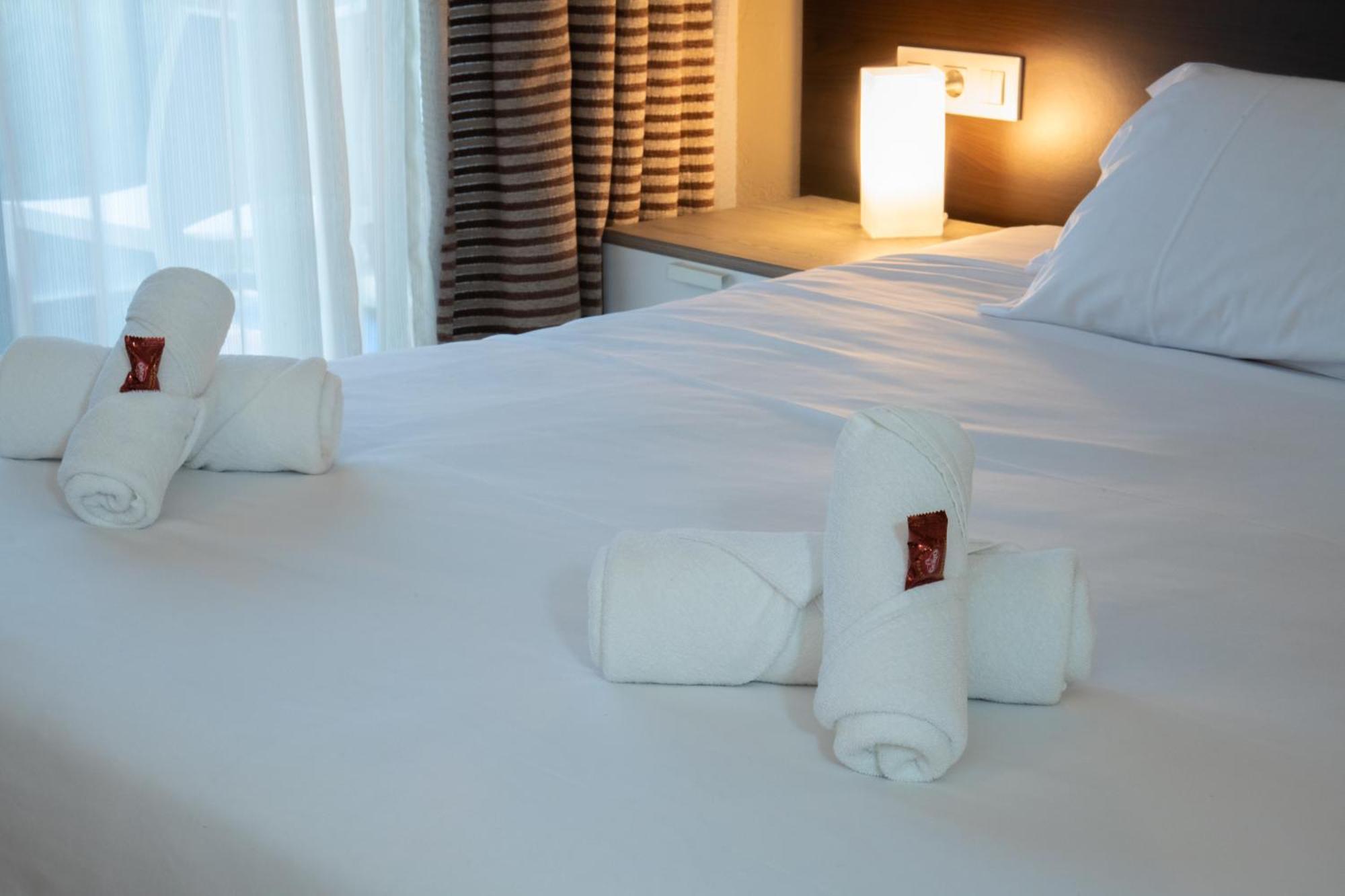 Adia Hotel Cunit Playa Zewnętrze zdjęcie